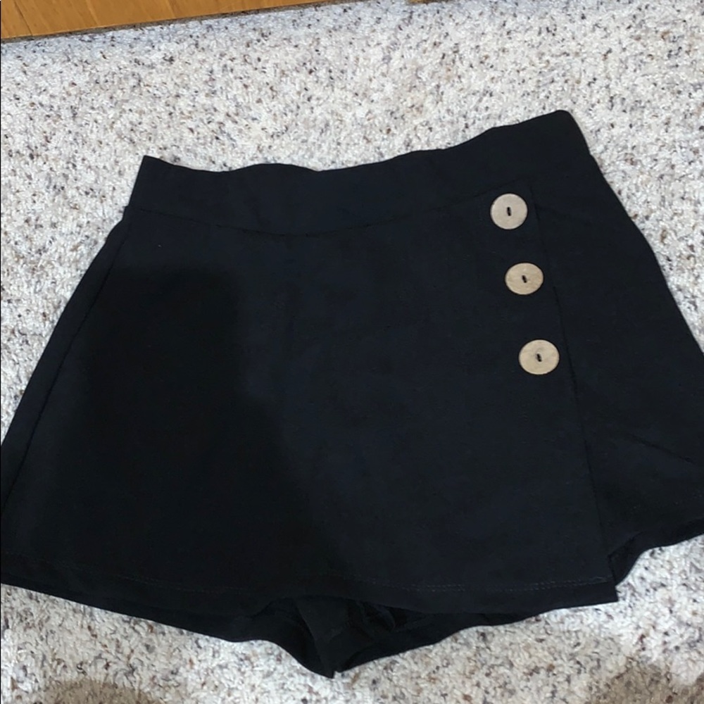 Skort